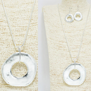 Hammered Round Geometric Charm Long Pendant Necklace Set